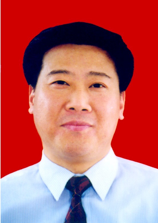 汤治平